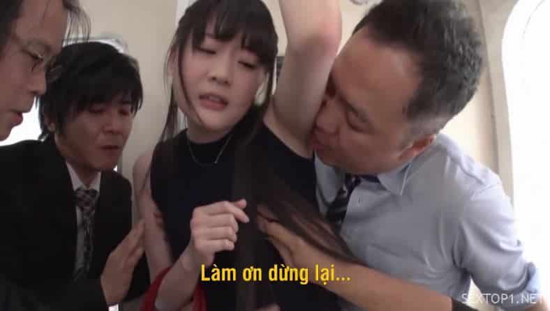 em-gai-xinh-bi-quay-roi-vietsub